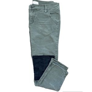 Free People army green ankle pant with knee patch. Size 10.